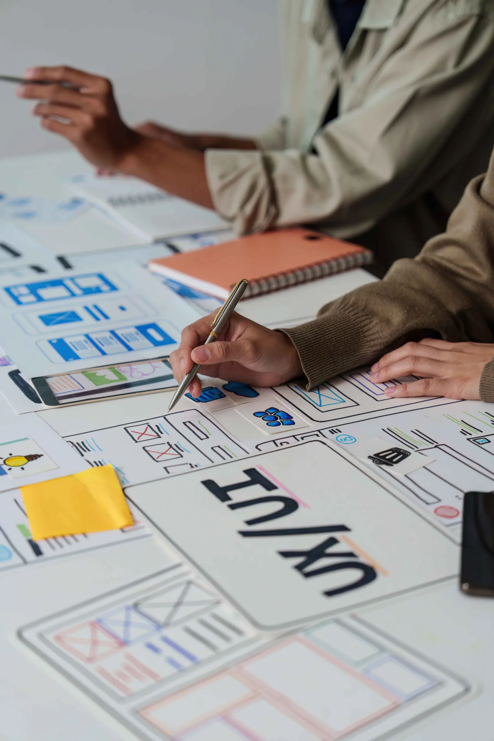creative-team-brainstorming-user-interface-design-2026-01-06-00-00-05-utc