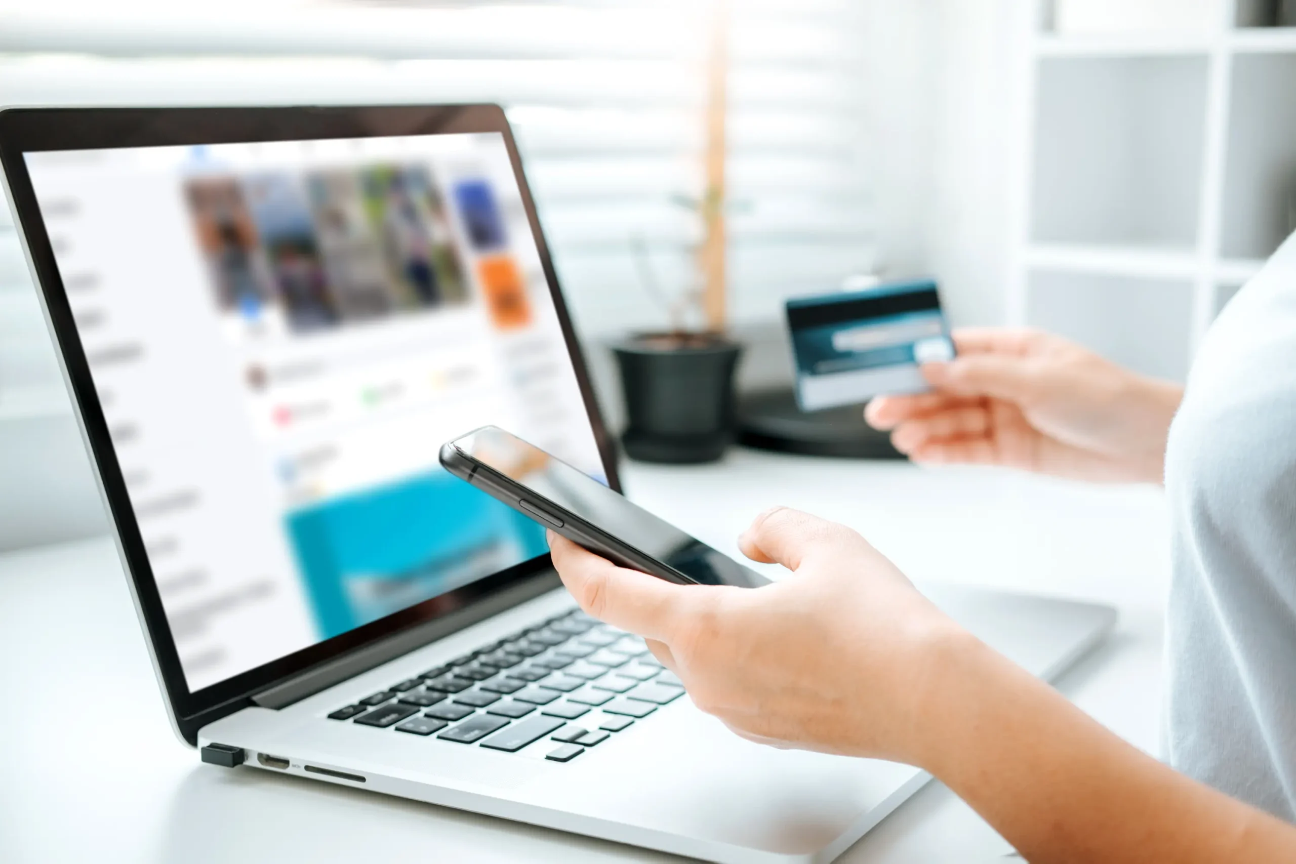 online-banking-with-laptop-and-credit-card-2026-01-07-02-05-02-utc