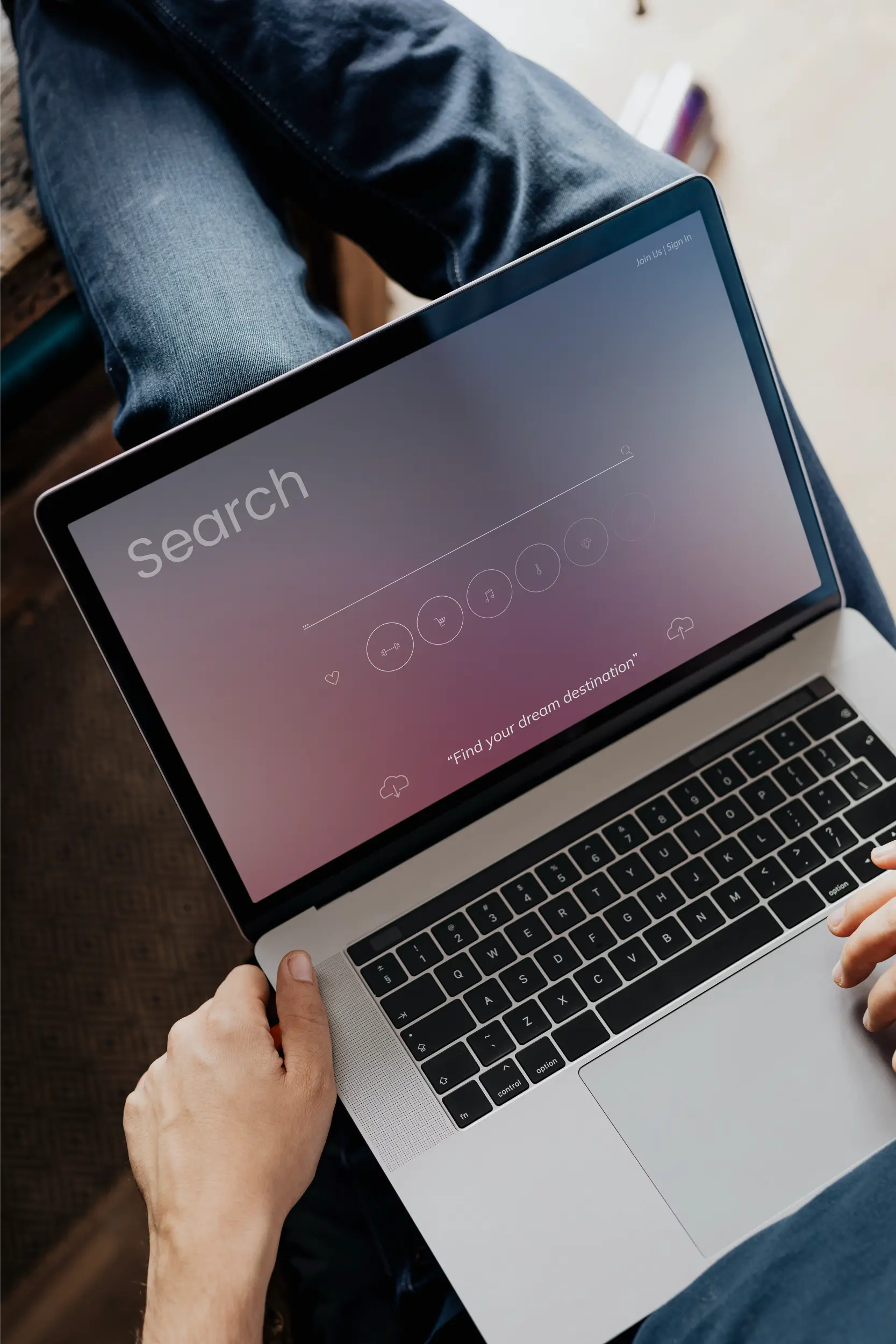 searching-for-dream-destination-on-laptop-indoors-2026-01-07-23-54-18-utc